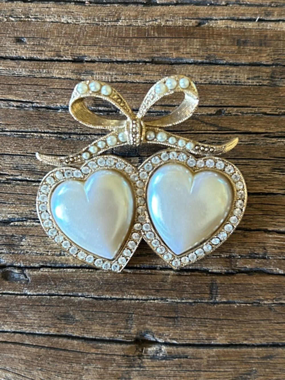 Vintage 1928 Gold-Tone Double Heart Pearl Brooch with Rhinestone Bow